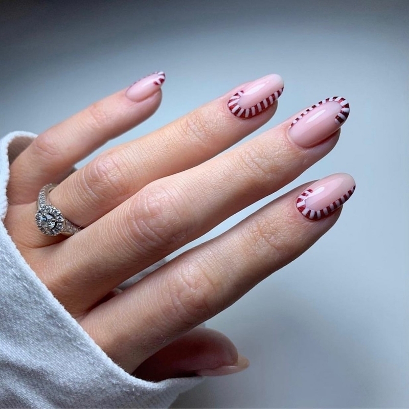 'Nail Art' Önerileri: Simli Tırnaklar