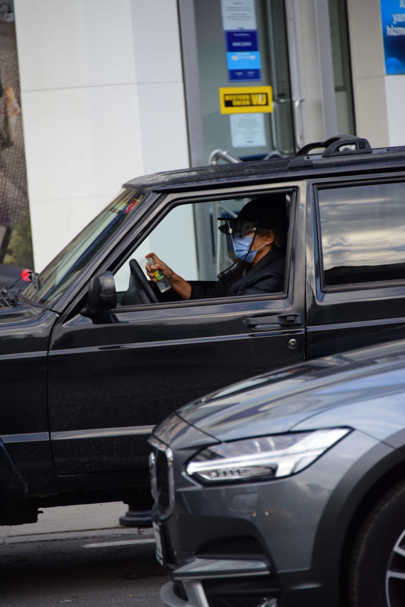 Caddelerde Karşılaştıklarımız