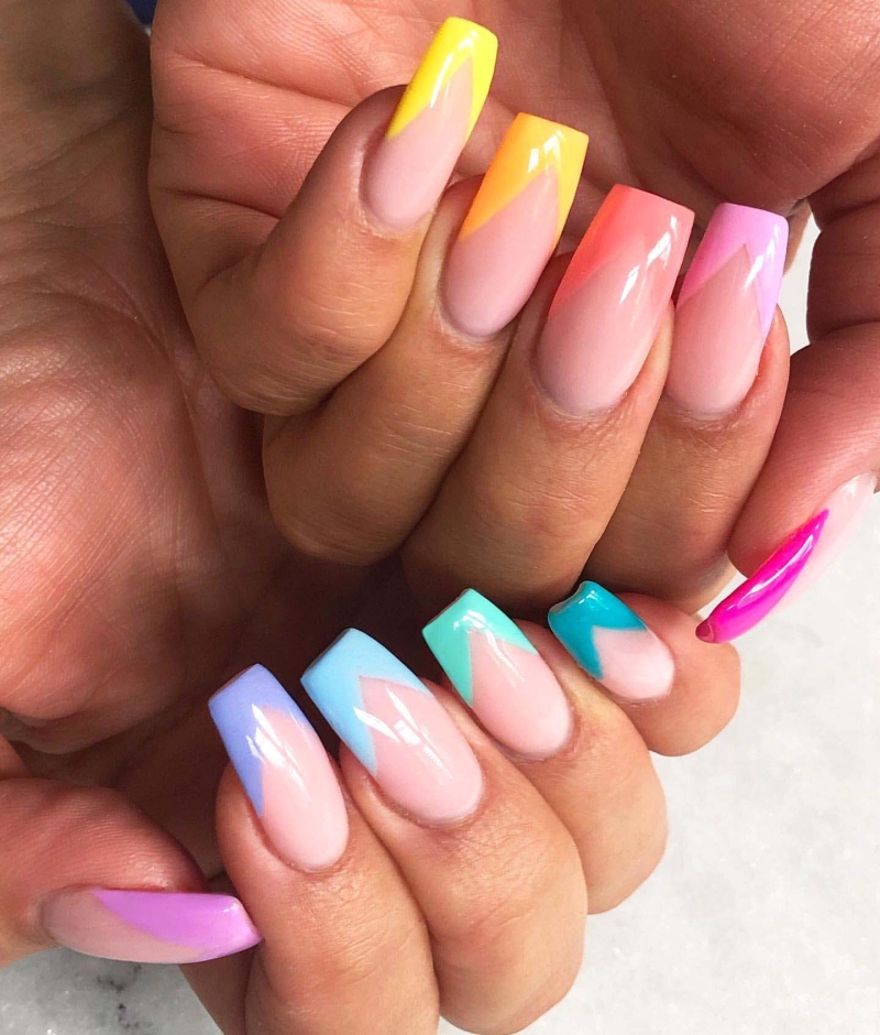 'Nail Art' Önerileri: Pastel Tırnaklar