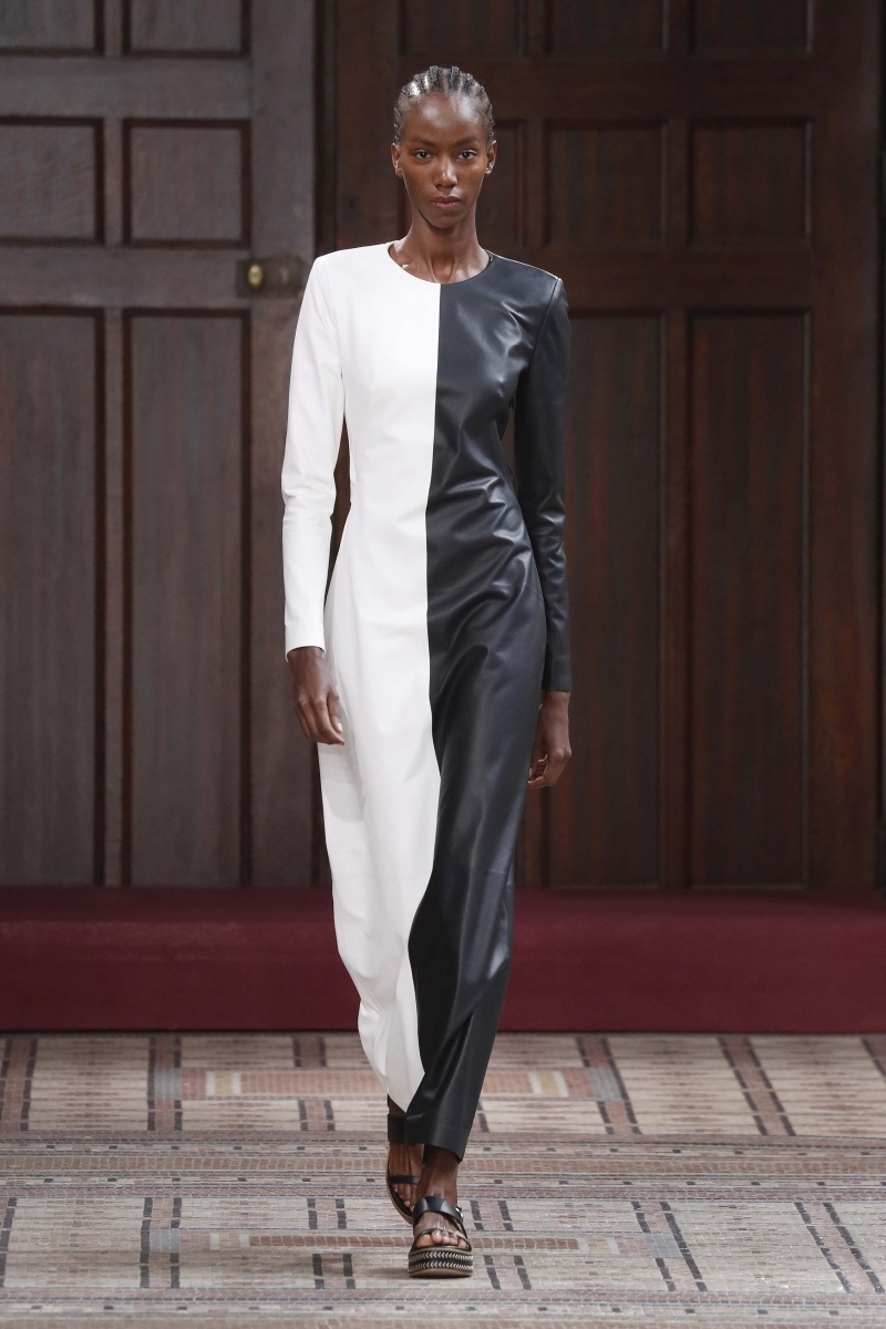 İlkbahar-Yaz 2021 Moda Trendlerine İlk Bakış