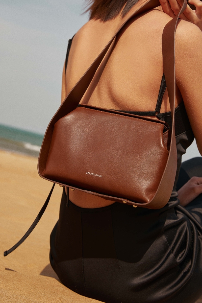 Les Benjamins'in Güçlü Çantaları