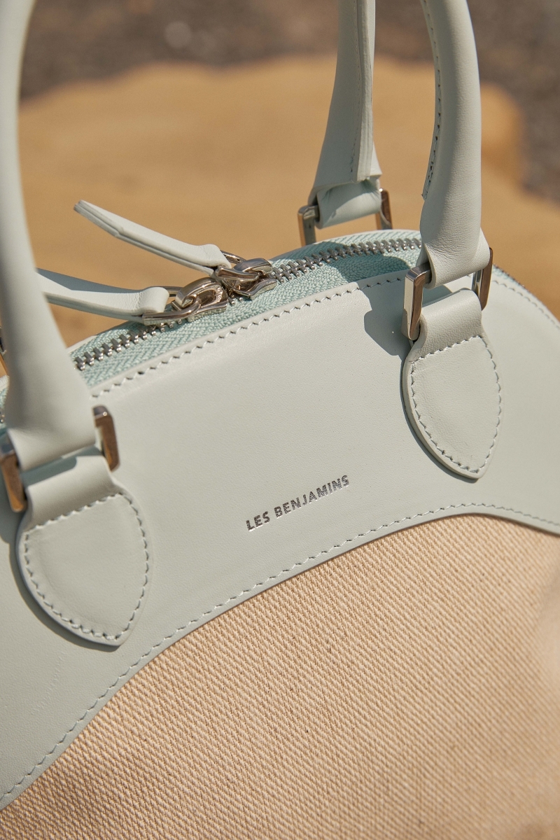 Les Benjamins'in Güçlü Çantaları