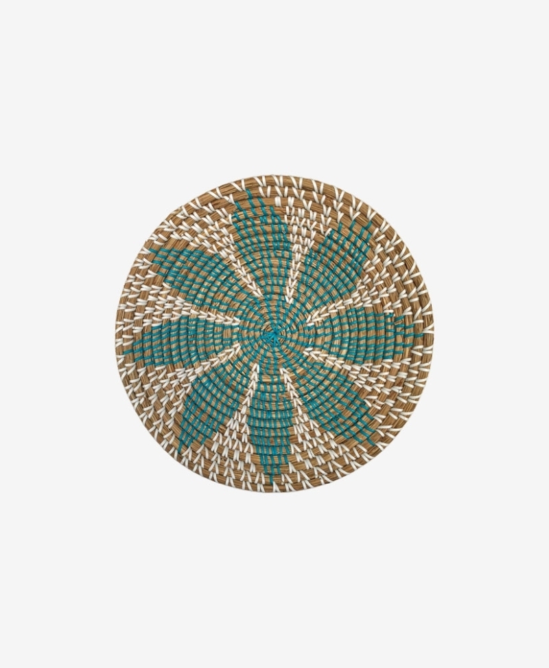 Renkli ve Konforlu Ev Dekorasyonu Önerileri