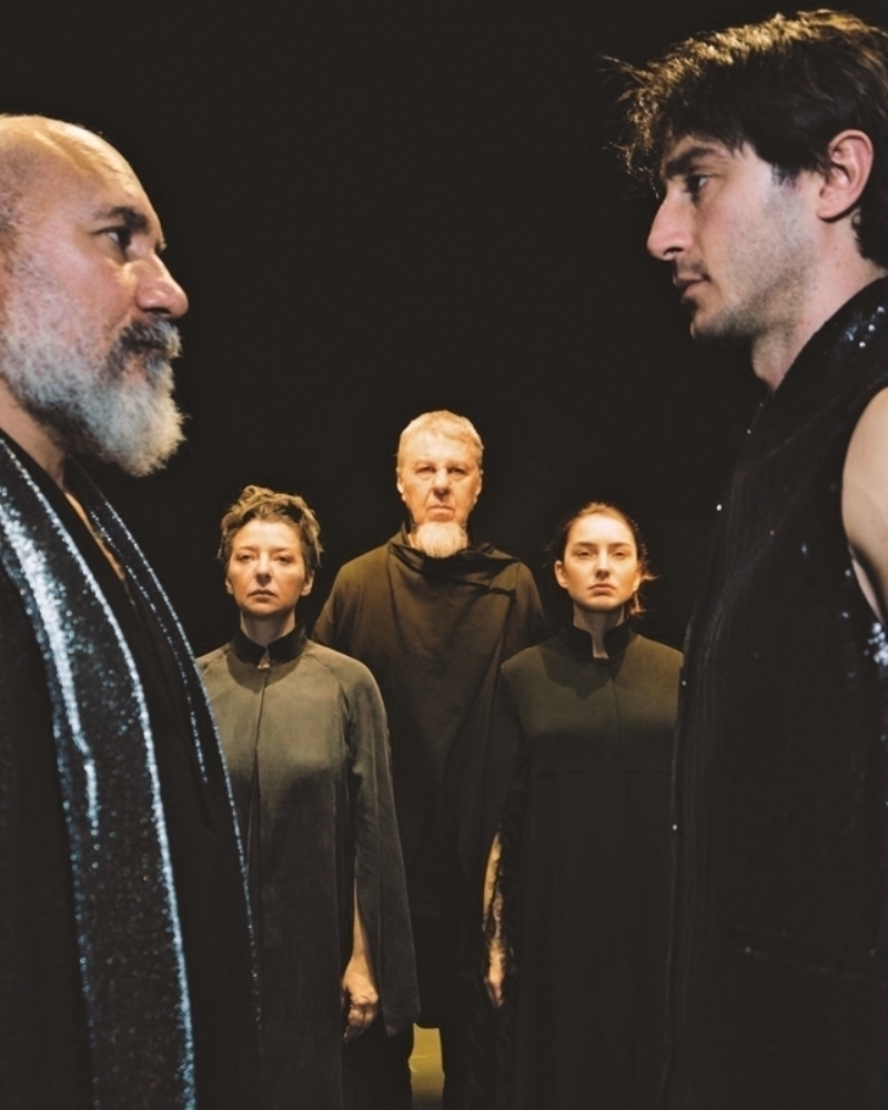 İstanbul Tiyatro Festivali'nin Öne Çıkan Oyunları