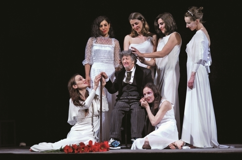 İstanbul Tiyatro Festivali'nin Öne Çıkan Oyunları