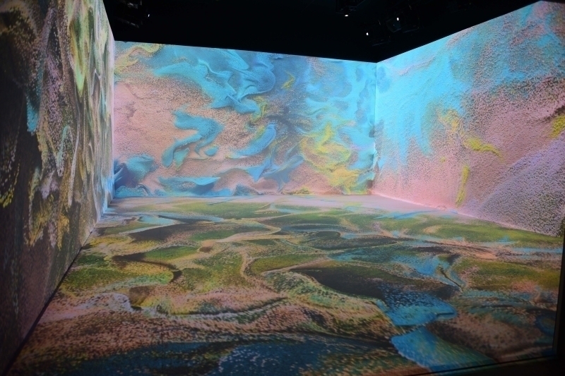 Refik Anadol “Makine Hatıraları: Uzay” Sergisi Daveti