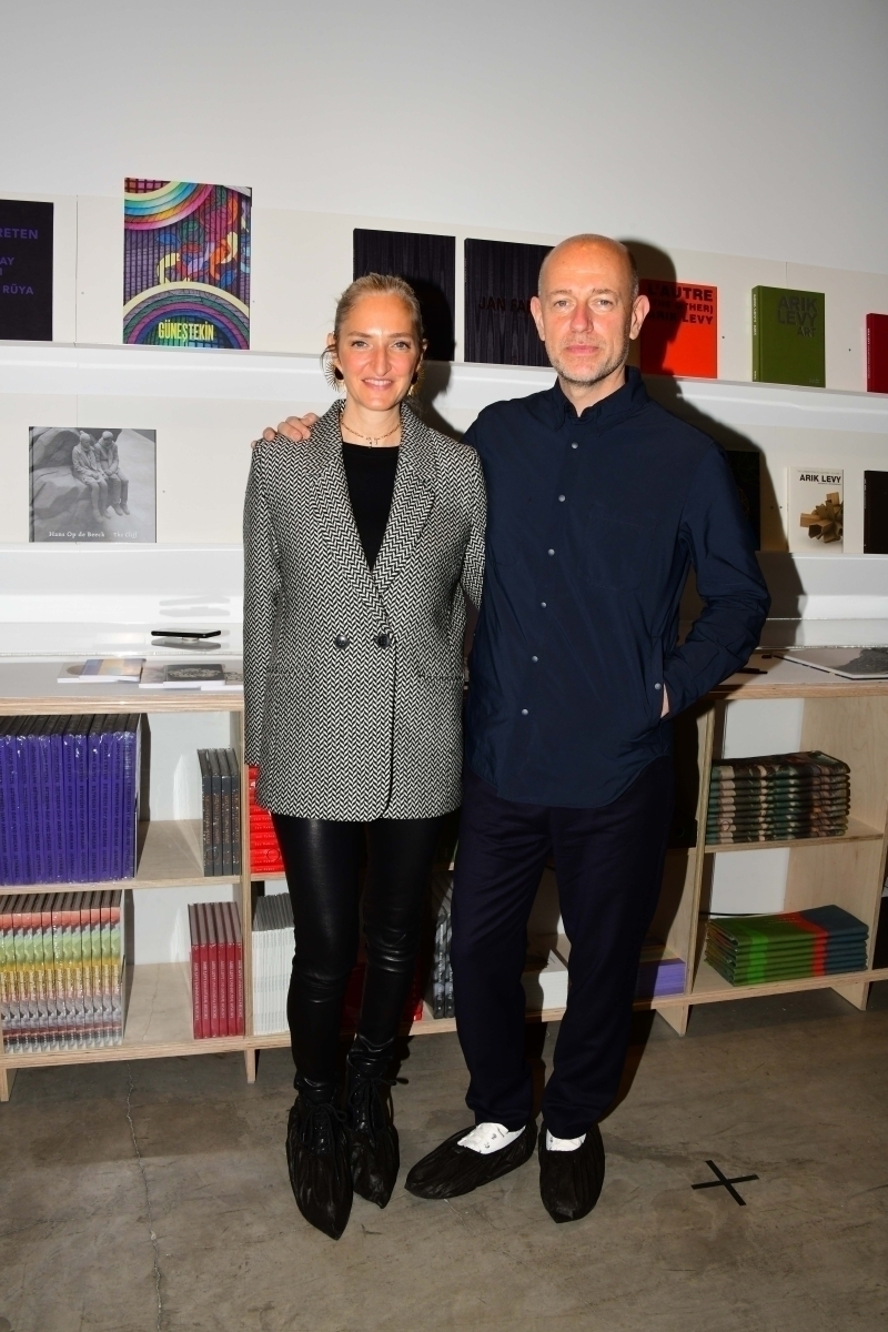 Refik Anadol “Makine Hatıraları: Uzay” Sergisi Daveti