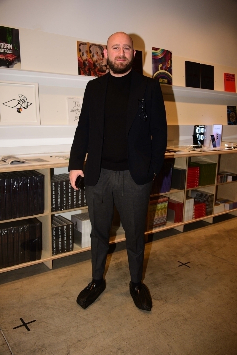 Refik Anadol “Makine Hatıraları: Uzay” Sergisi Daveti