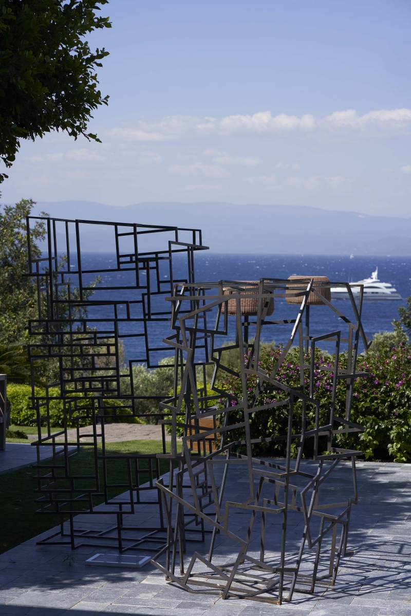 ALEM Art Weekend / "Duvarların Dışında" Sergisi