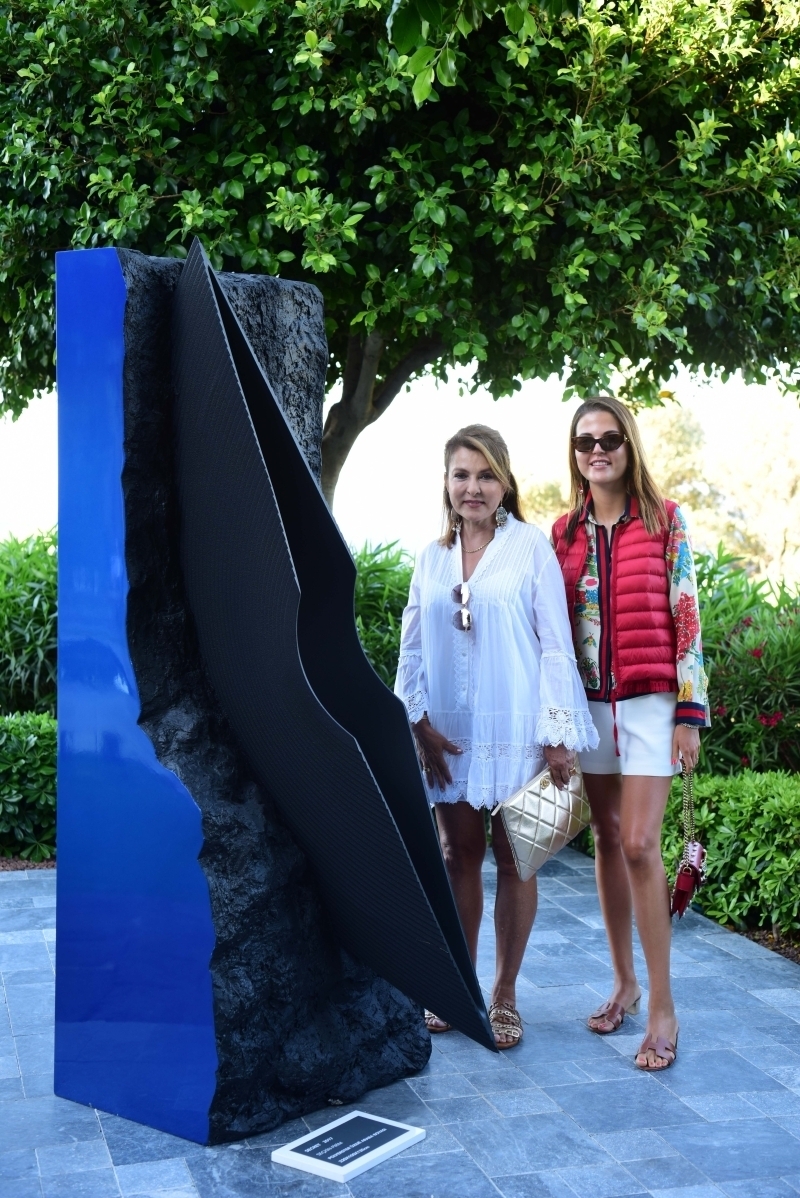 "Duvarların Dışında" Sergi Daveti