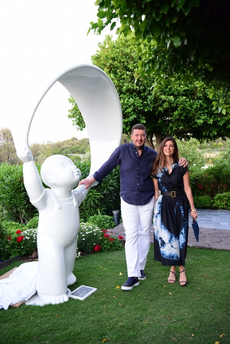 "Duvarların Dışında" Sergi Daveti