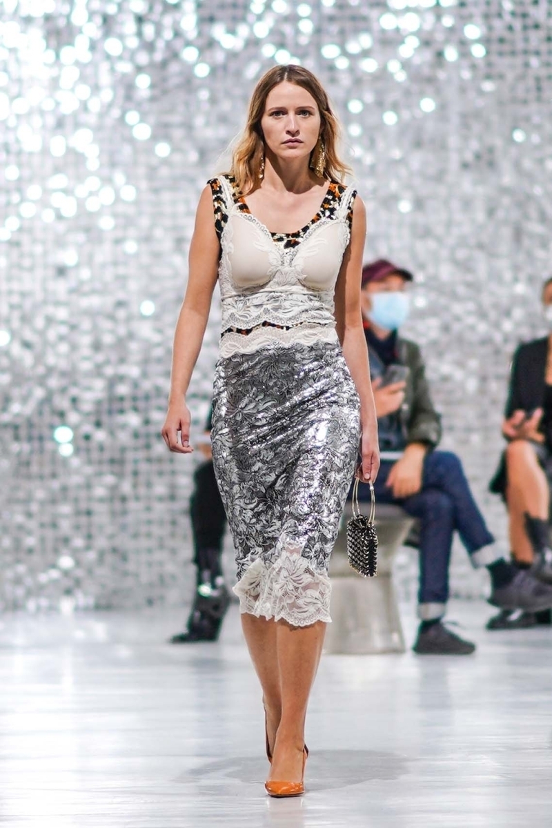 “Bralette” Nasıl Giyinilir?