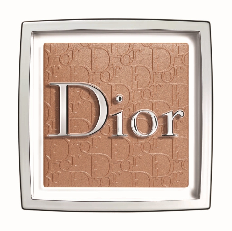 Yaz Makyajının Öne Çıkan Güzellik Ürünleri