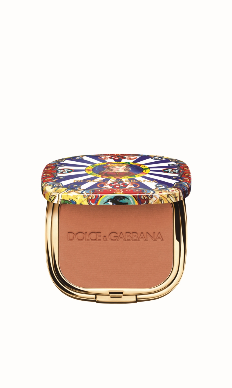 Yaz Makyajının Öne Çıkan Güzellik Ürünleri