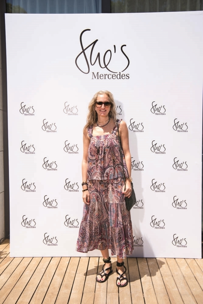 She's Mercedes Daveti