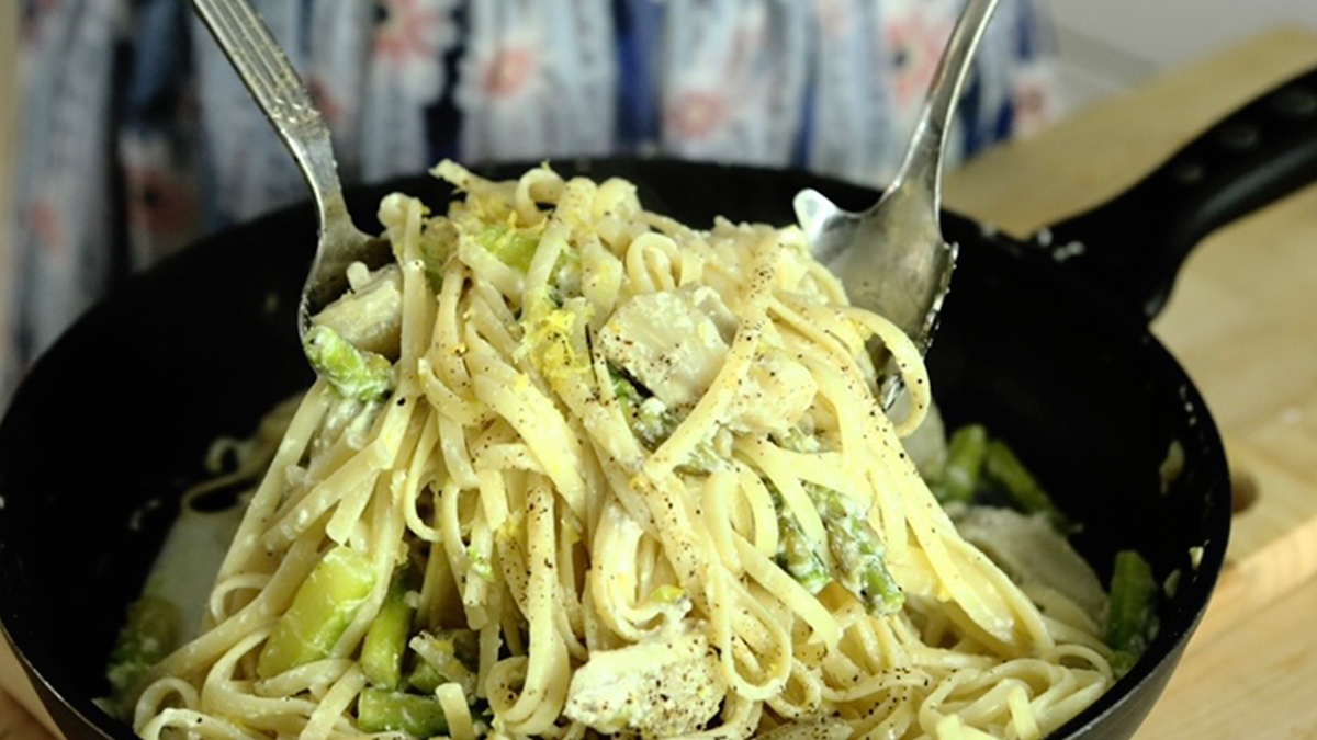 Enginar ve Kuşkonmazlı Makarna Tarifi