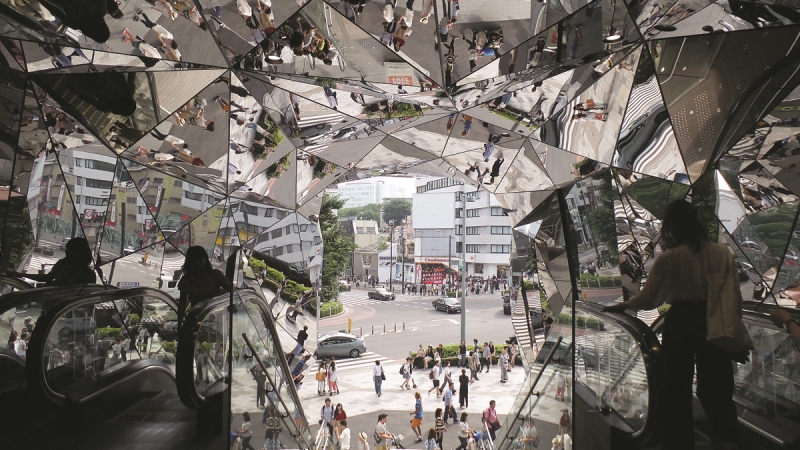 BELGESEL FİLMİYLE SoNAR İSTANBUL'DA