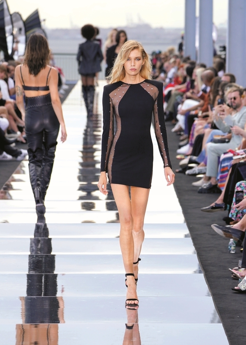 New York Moda Haftası'ndan Öne Çıkan Görünümler