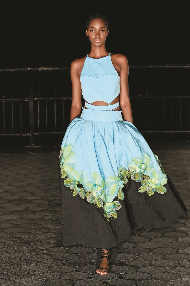 New York Moda Haftası'ndan Öne Çıkan Görünümler