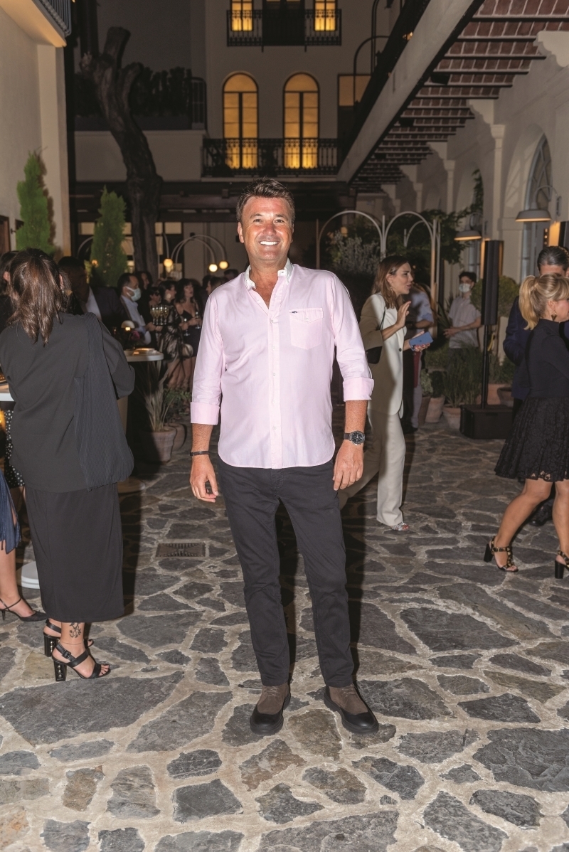 Ecole St. Pierre Hotel'in Açılış Daveti