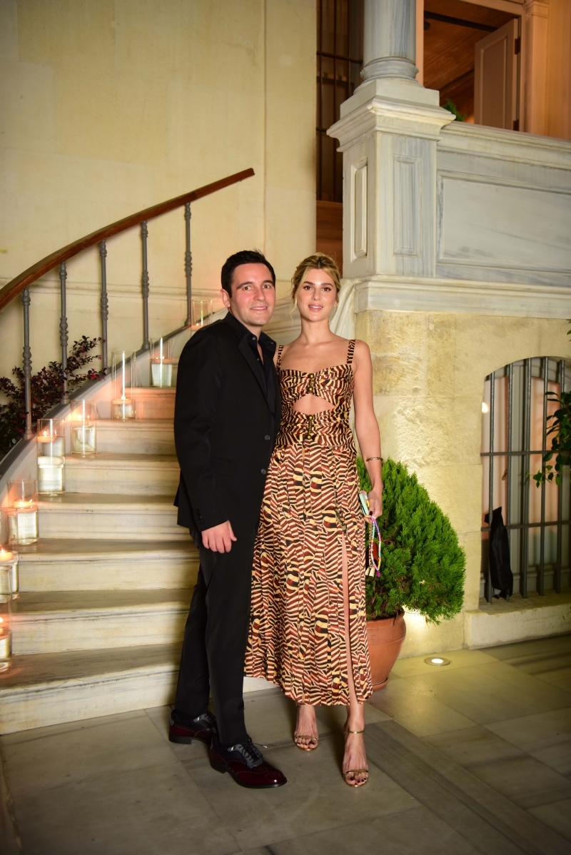 ALEM x Sevil Dolmacı Art Gallery Sergi Daveti