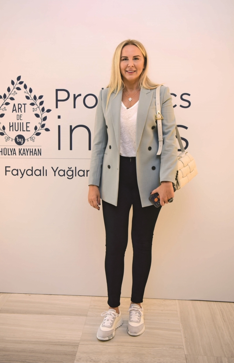 ALEM x Art de Huile Daveti