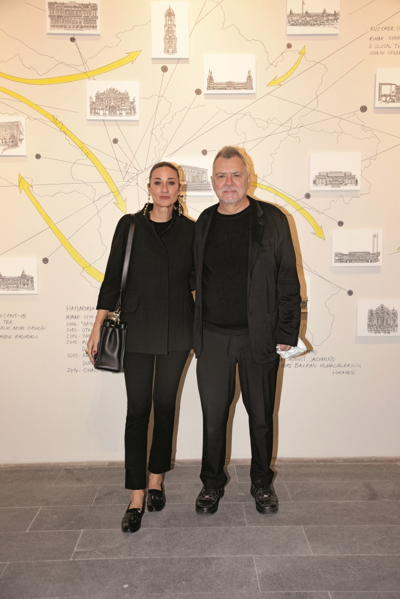 Atatürk Kültür Merkezi'nin İlk Sergi Daveti