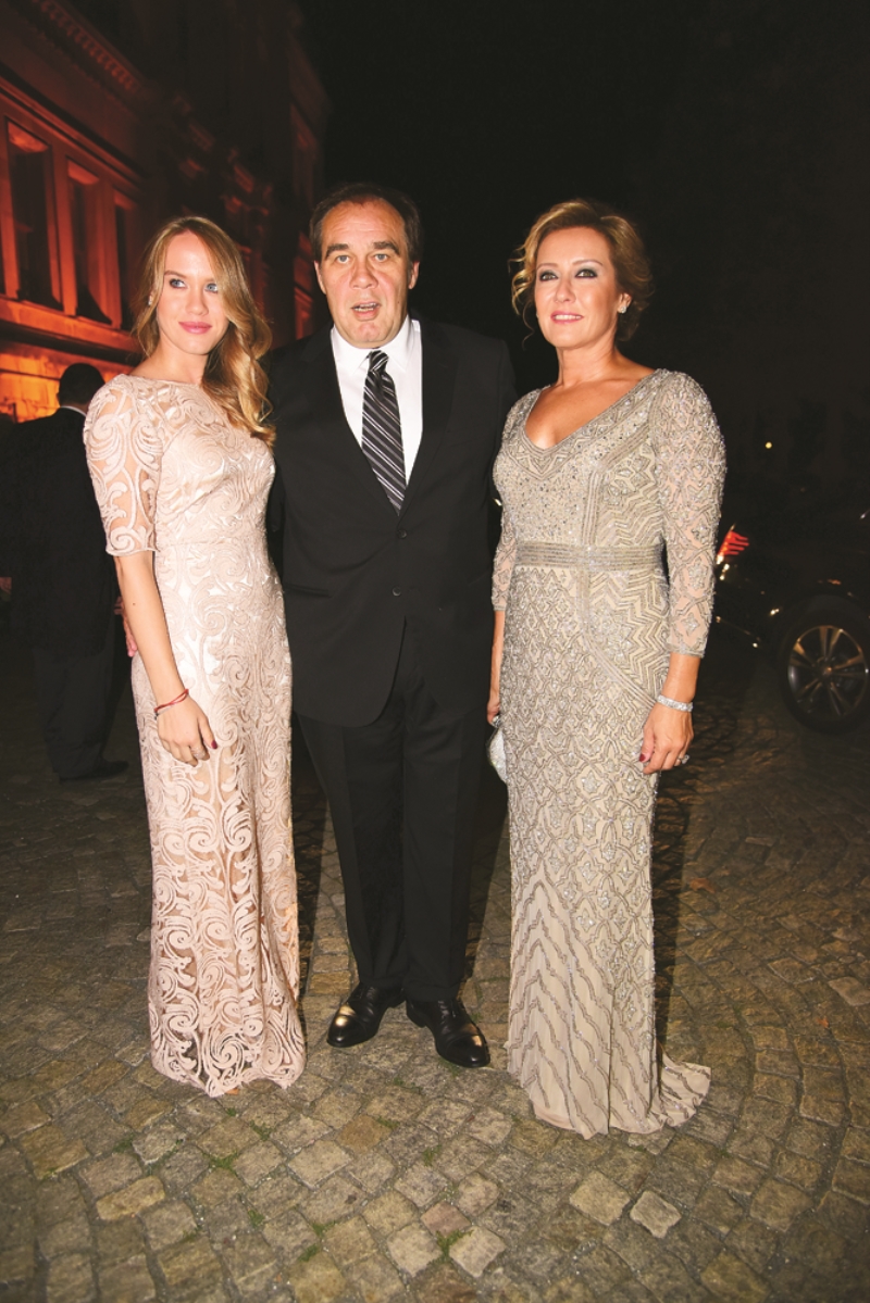 KERİM ÇARMIKLI VE ZEYNEP SELVİLİ EVLENDİ