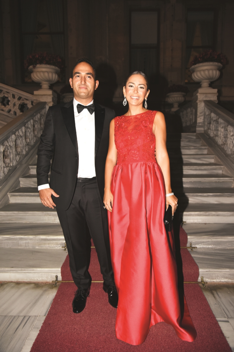 KERİM ÇARMIKLI VE ZEYNEP SELVİLİ EVLENDİ