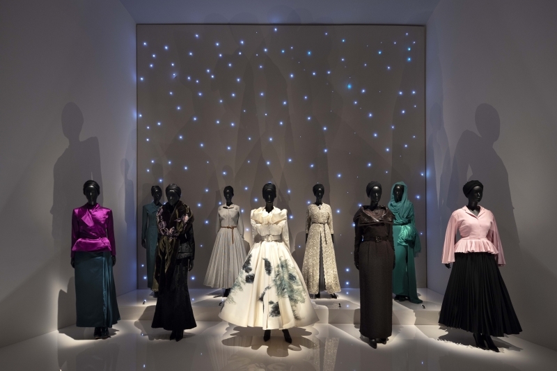 “Christian Dior: Designer of Dreams” Sergisinden Öne Çıkanlar