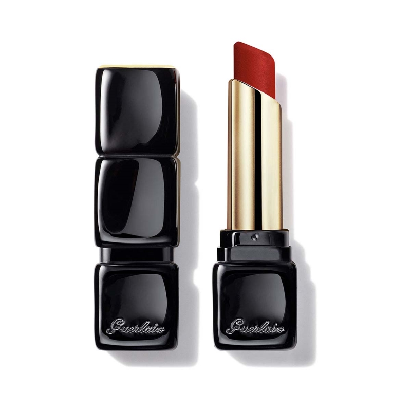 Kırmızı Ruj Hakkında Bilmeniz Gereken Her Şey