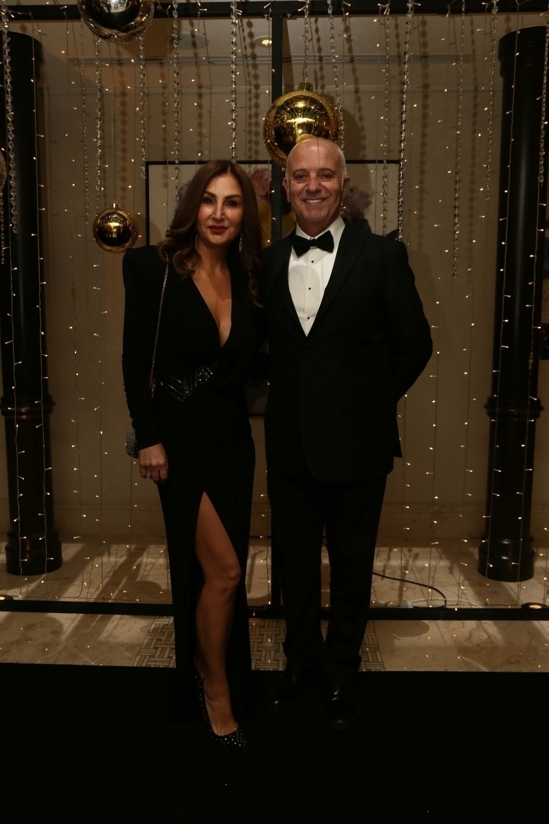 ALEM Yılbaşı Galası'nın En İyi Kırmızı Halı Stilleri