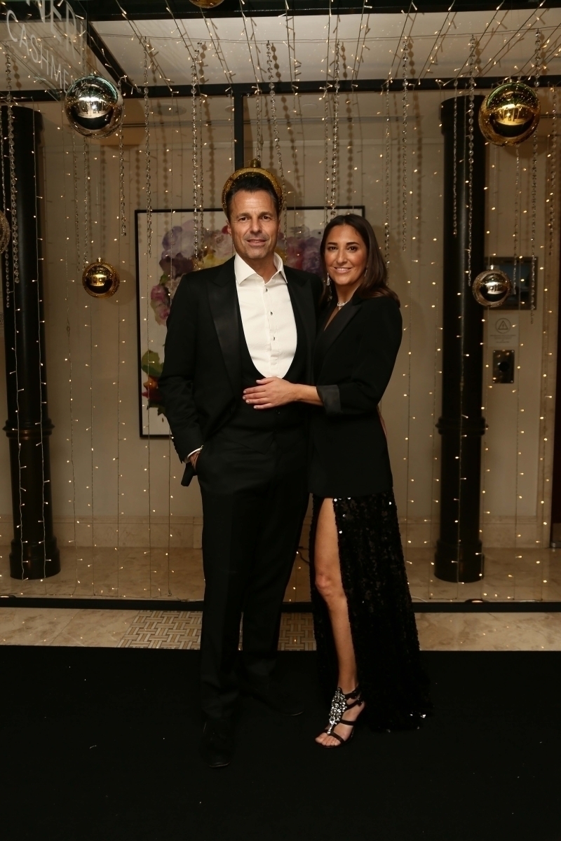 ALEM Yılbaşı Galası'nın En İyi Kırmızı Halı Stilleri