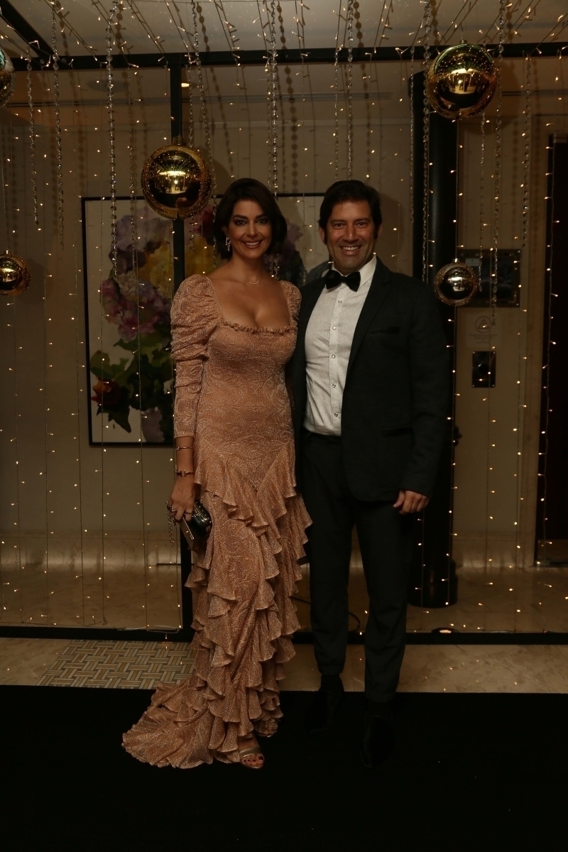 ALEM Yılbaşı Galası'nın En İyi Kırmızı Halı Stilleri