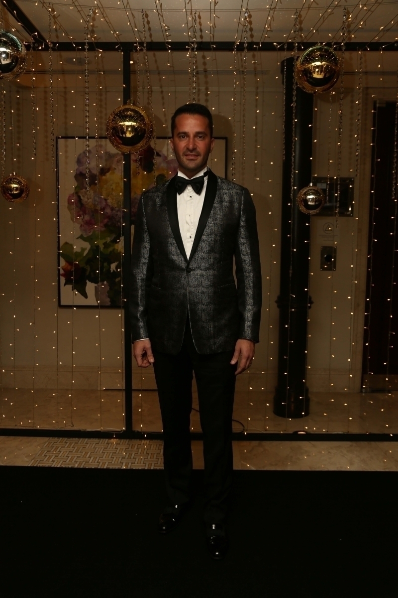 ALEM Yılbaşı Galası'nın En İyi Kırmızı Halı Stilleri