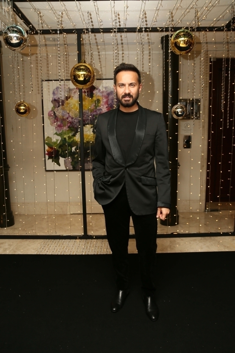 ALEM Yılbaşı Galası'nın En İyi Kırmızı Halı Stilleri