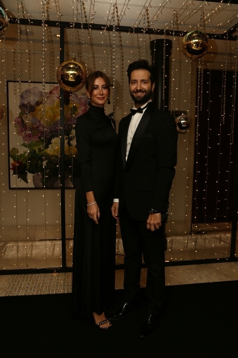 ALEM Yılbaşı Galası'nın En İyi Kırmızı Halı Stilleri