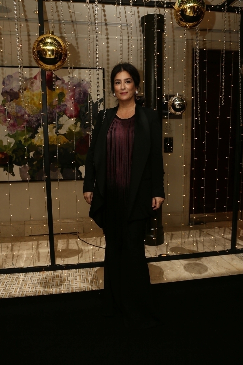 ALEM Yılbaşı Galası'nın En İyi Kırmızı Halı Stilleri