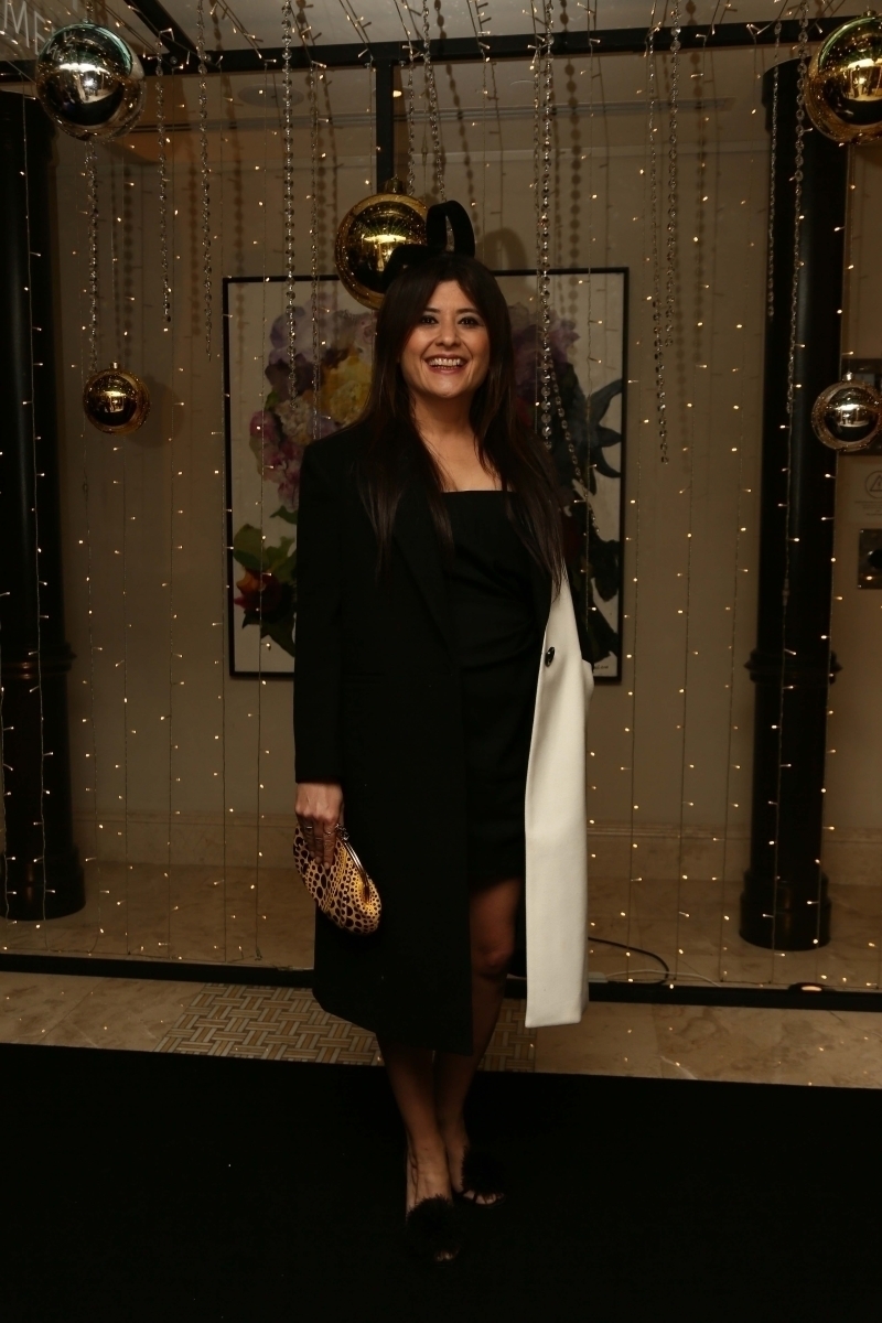 ALEM Yılbaşı Galası'nın En İyi Kırmızı Halı Stilleri