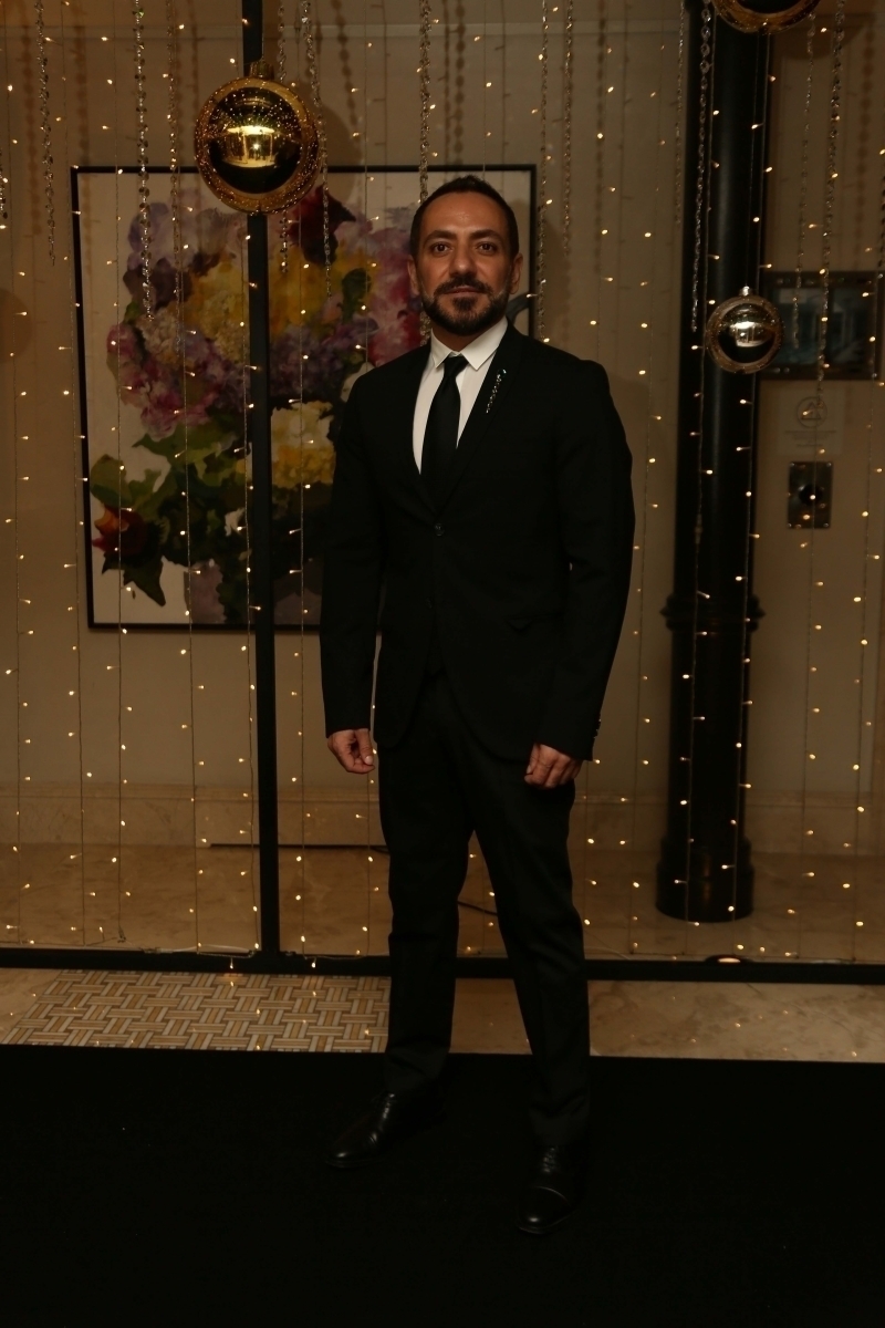 ALEM Yılbaşı Galası'nın En İyi Kırmızı Halı Stilleri