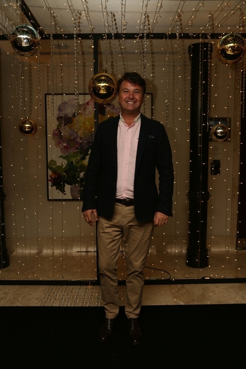 ALEM Yılbaşı Galası'nın En İyi Kırmızı Halı Stilleri