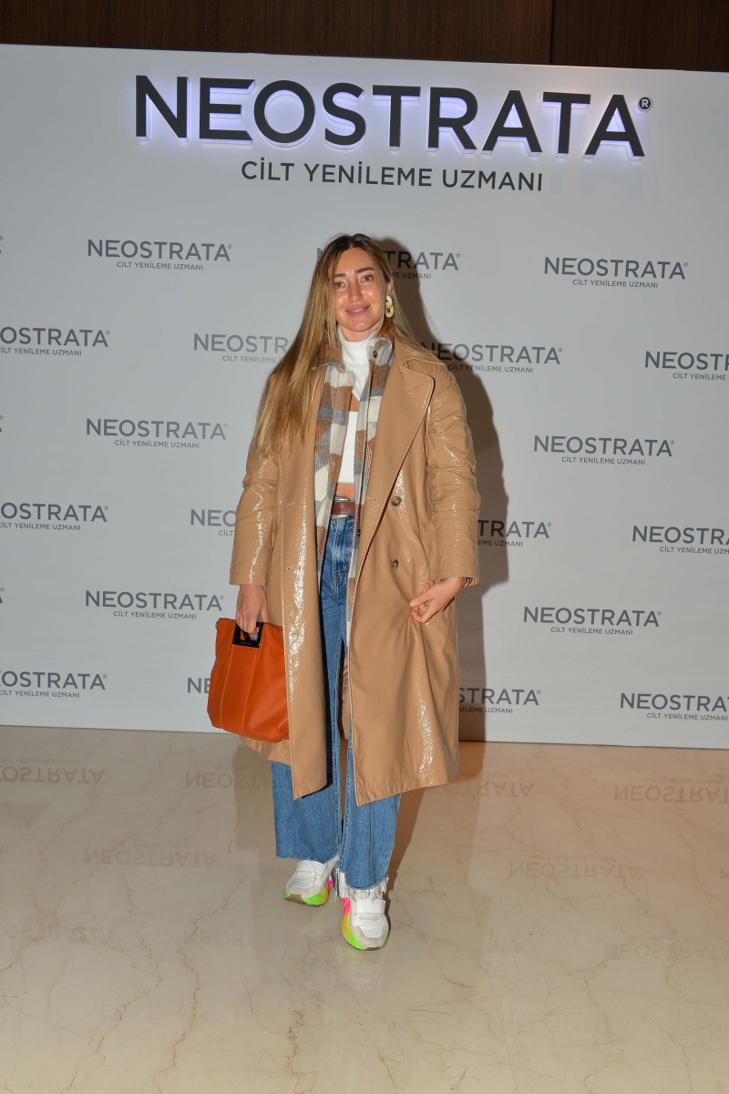 Cansu Dere x Neostrata Daveti