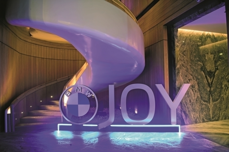 ALEM x BMWhite Hafta Sonu Daveti