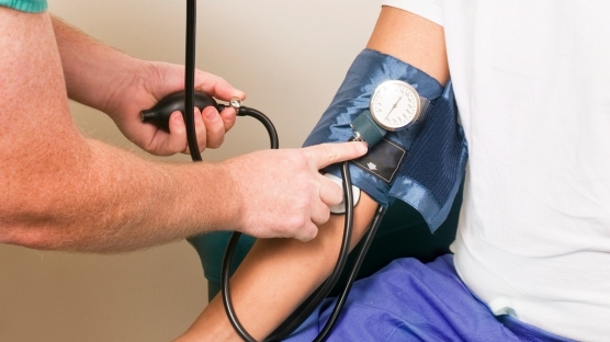 Yüksek Tansiyon Belirtileri Nelerden Oluşur