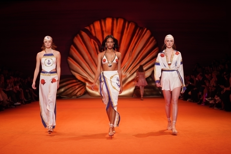 adL x Raisa Vanessa Defilesi