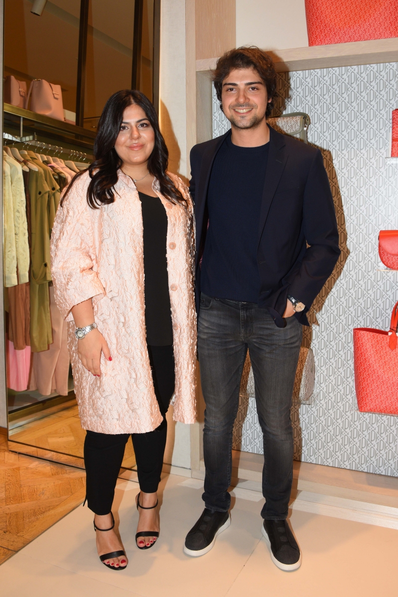 Yasemin Özilhan x İpekyol Monogram Koleksiyon Daveti