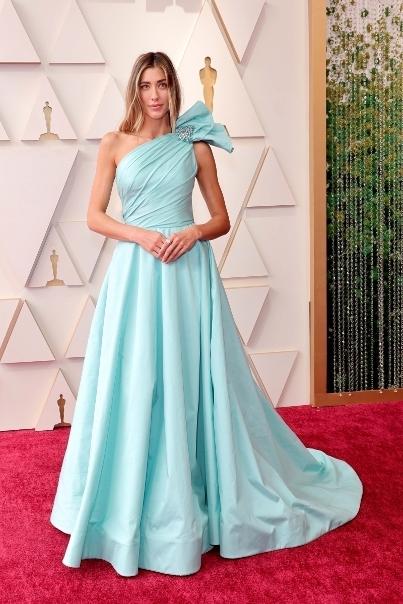 2022 Oscar Ödül Töreni: En İyi Kırmızı Halı Görünümleri ve Kazananlar