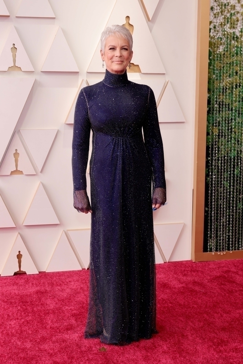 2022 Oscar Ödül Töreni: En İyi Kırmızı Halı Görünümleri ve Kazananlar