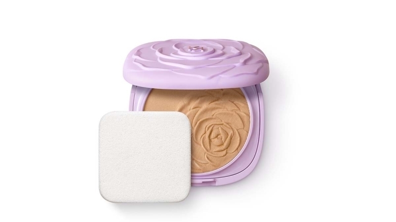 Cilde Bakım Yapan En Yeni Fondötenler