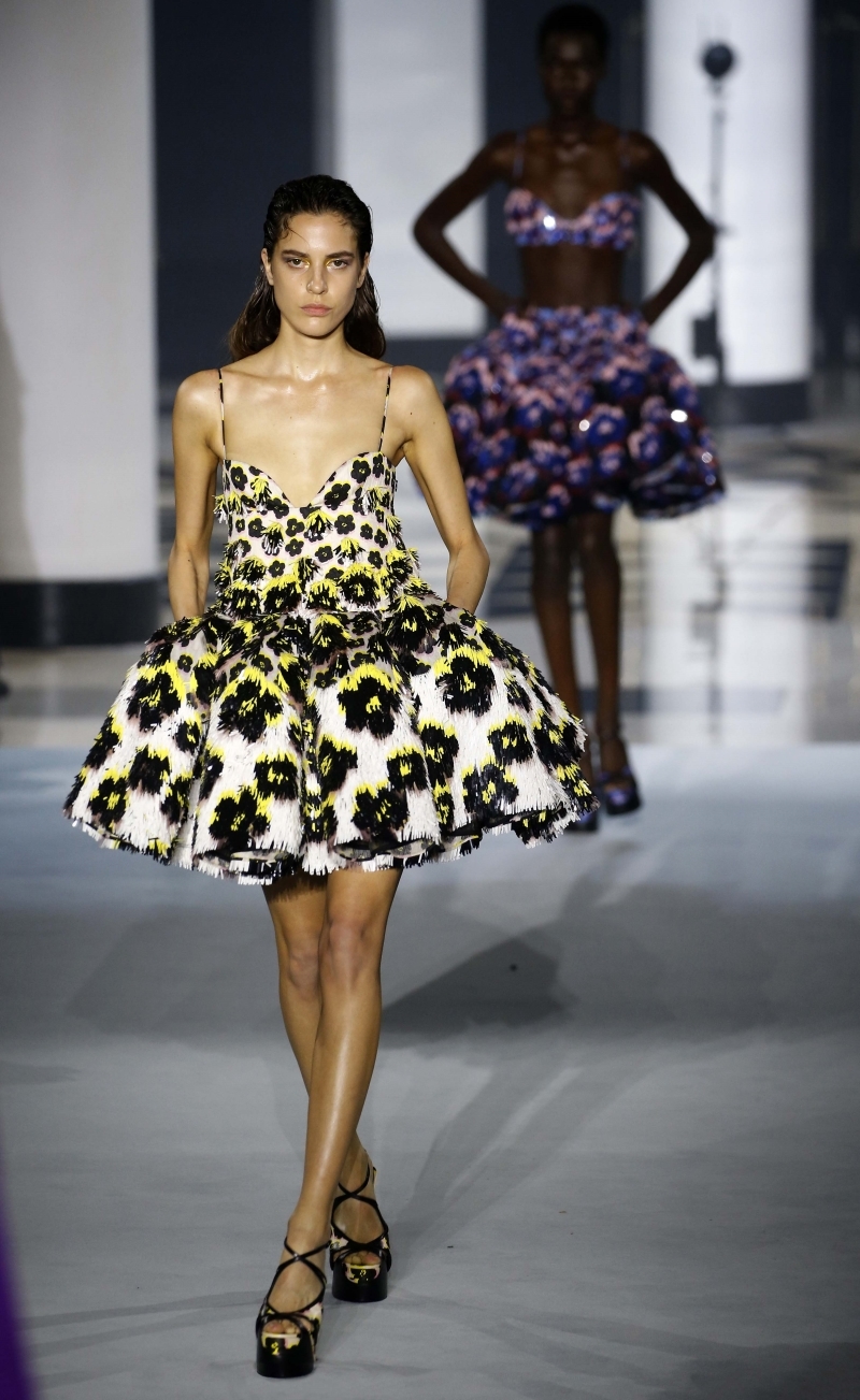 2022 İlkbahar-Yaz Podyumundan İlhamla The Berkeley Otel'in Çay Saati